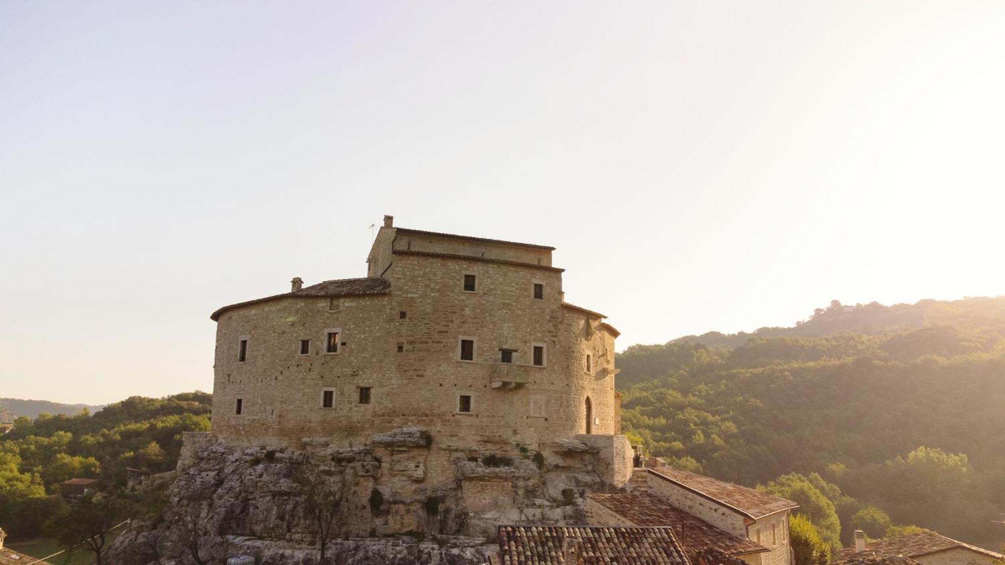 Castel Di Luco Hotel Acquasanta Terme Exterior photo