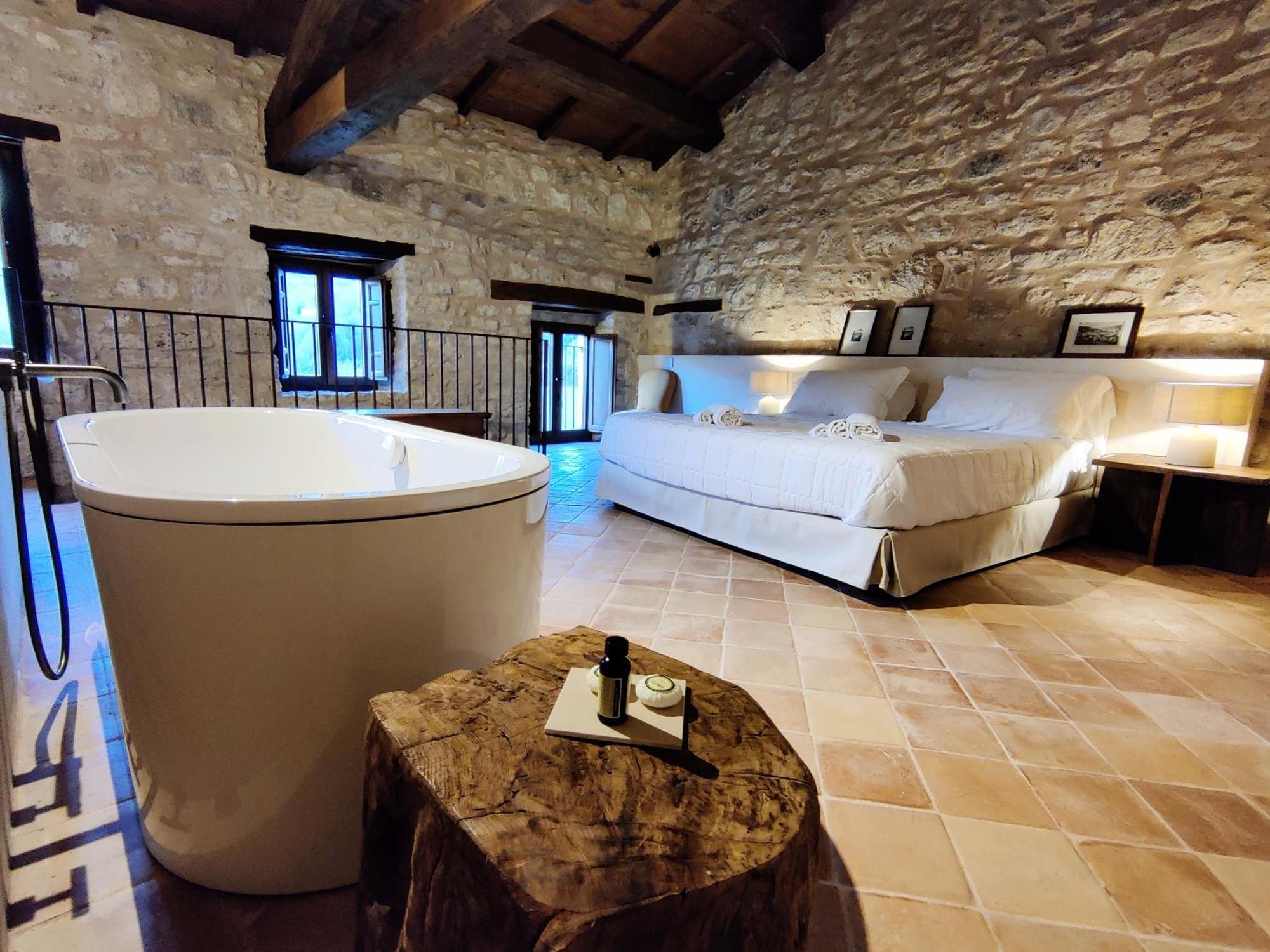 Castel Di Luco Hotel Acquasanta Terme Exterior photo